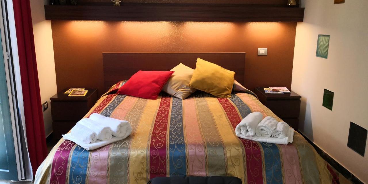 Casa Vacanze Archi Medievali Salerno Buitenkant foto