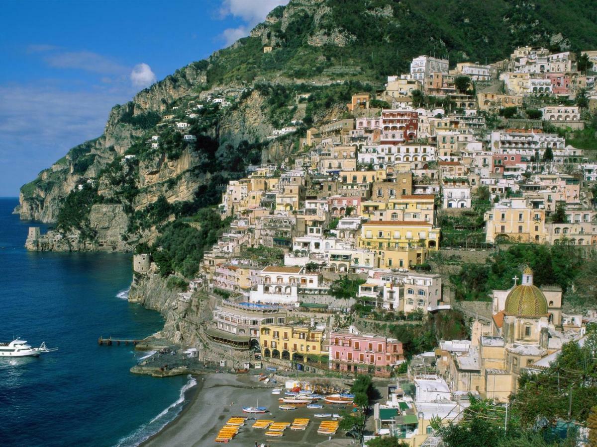 Casa Vacanze Archi Medievali Salerno Buitenkant foto